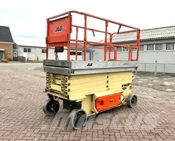 JLG 3246 ES Škaraste platforme