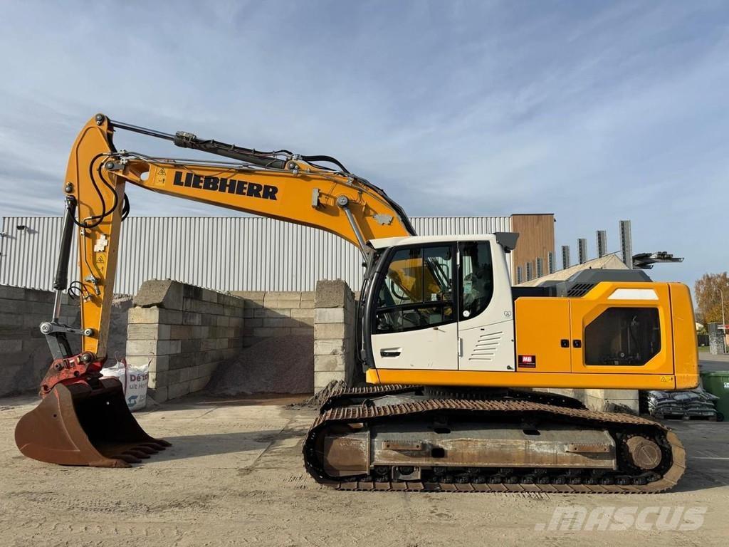 Liebherr R922 LC Bageri gusjeničari