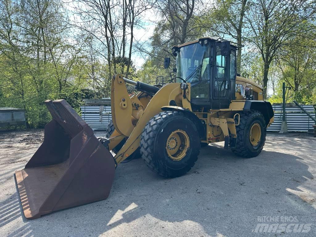 CAT 930M Utovarivači na kotačima