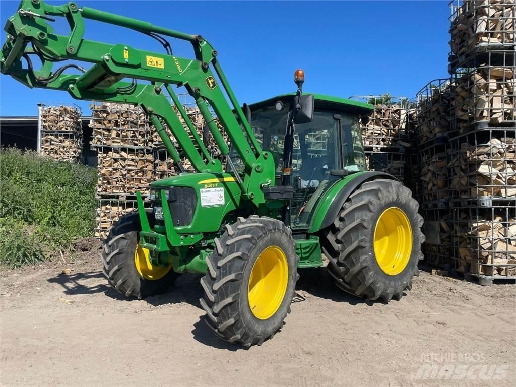 John Deere 5055E Traktori