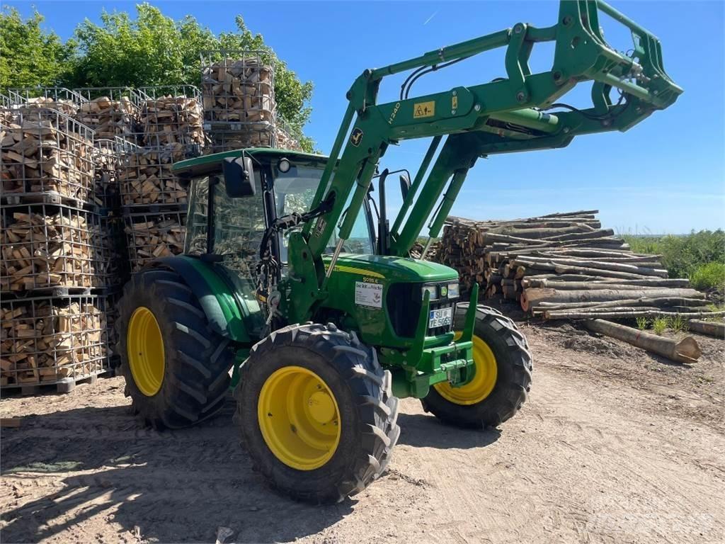 John Deere 5055E Traktori