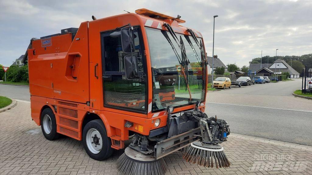 Schmidt Cleango 500 Strojevi za metenje