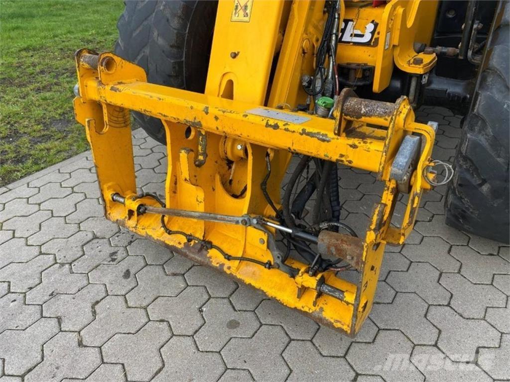JCB 542-70 AGRIPRO Poljoprivredni teleskopski utovarivači