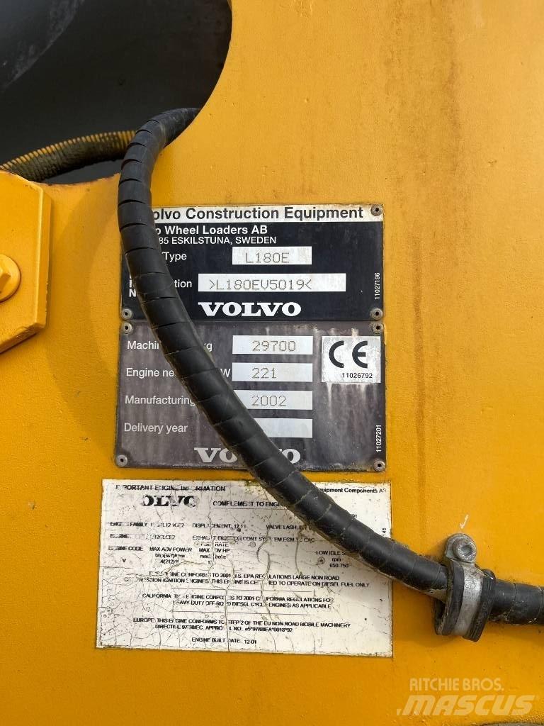 Volvo L 180 E Utovarivači na kotačima