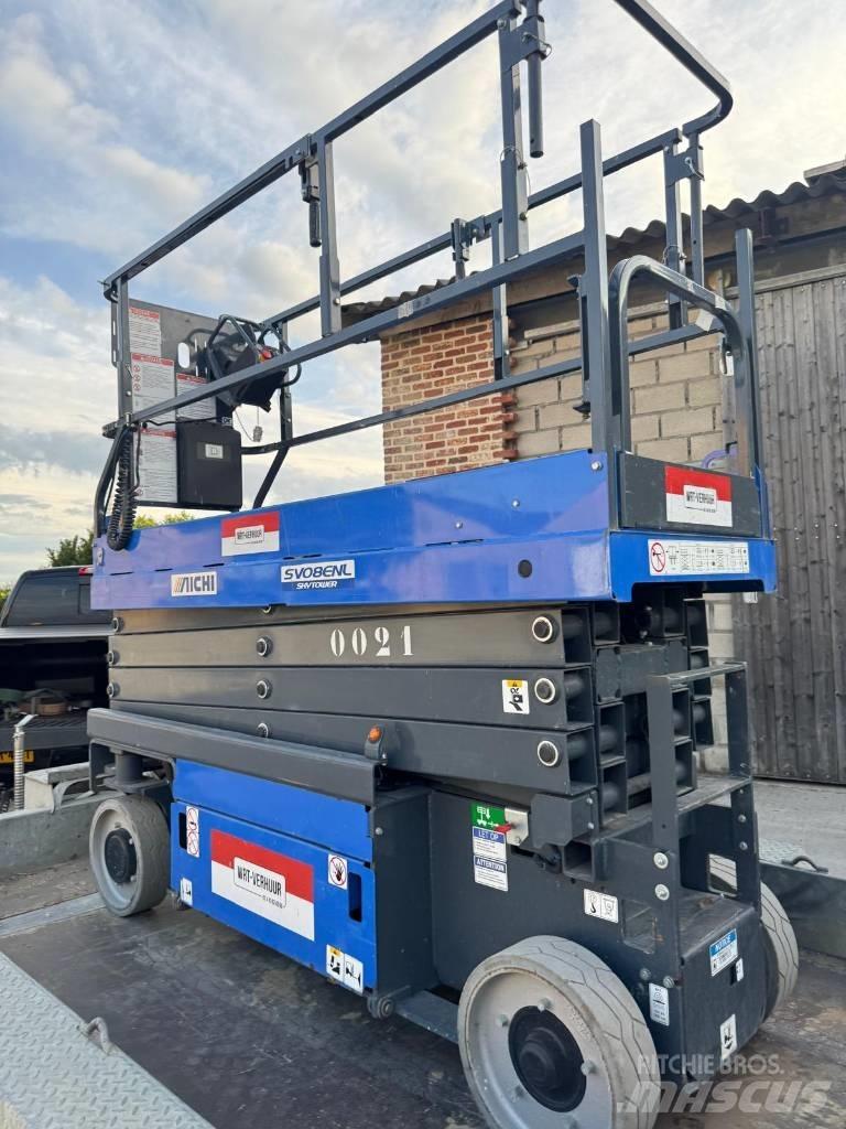 Aichi SV 08 CNL Škaraste platforme