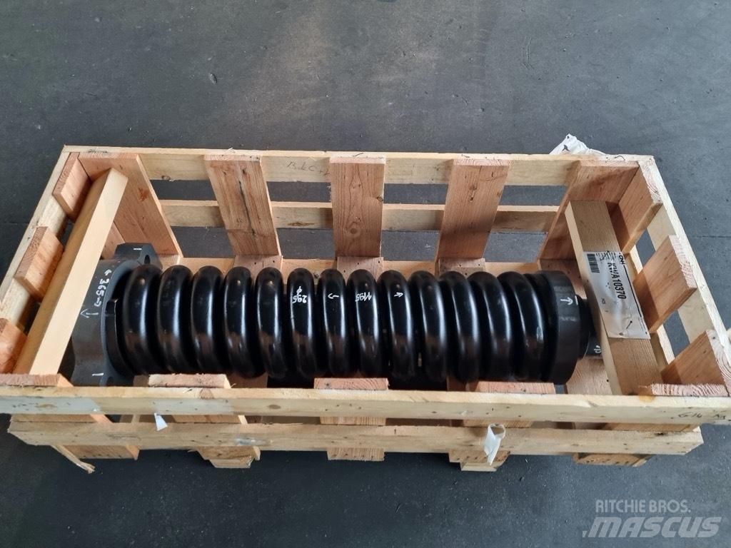 CASE CX 700 SPRĘŻYNA Gusjenice