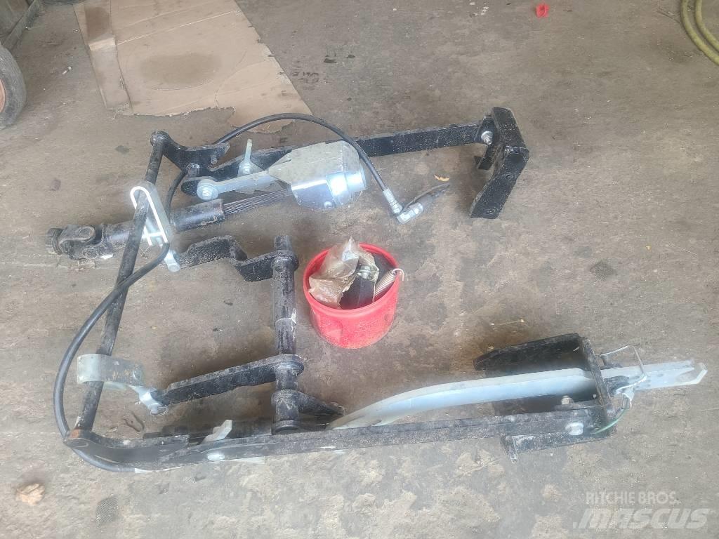 John Deere 2032r Ostala oprema za traktore