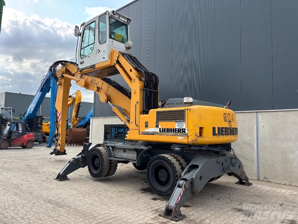 Liebherr A 904 C HD Bageri za manipuliranje materijalom / otpadom