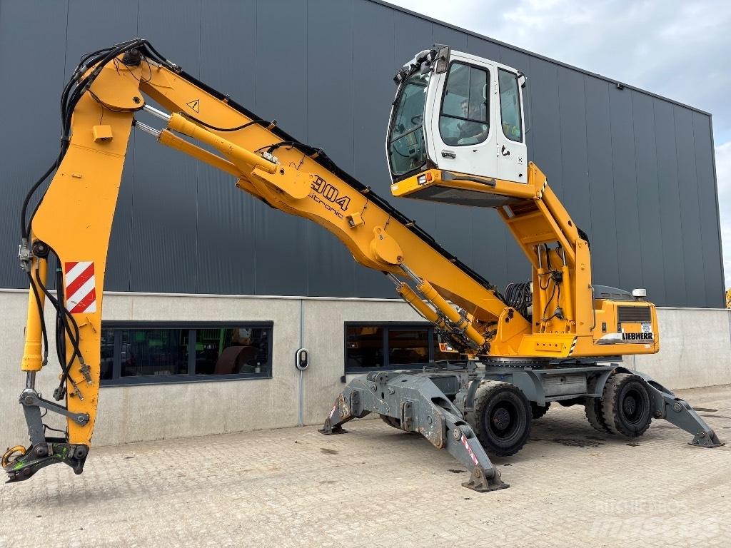 Liebherr A 904 C HD Bageri za manipuliranje materijalom / otpadom
