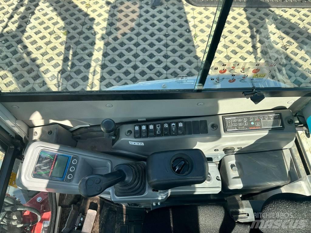 Takeuchi TB325R V1 Mini bageri <7t