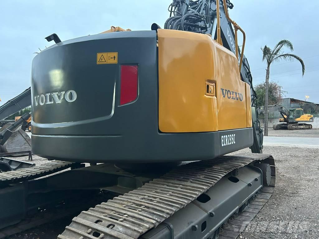 Volvo ECR 235 Bageri gusjeničari