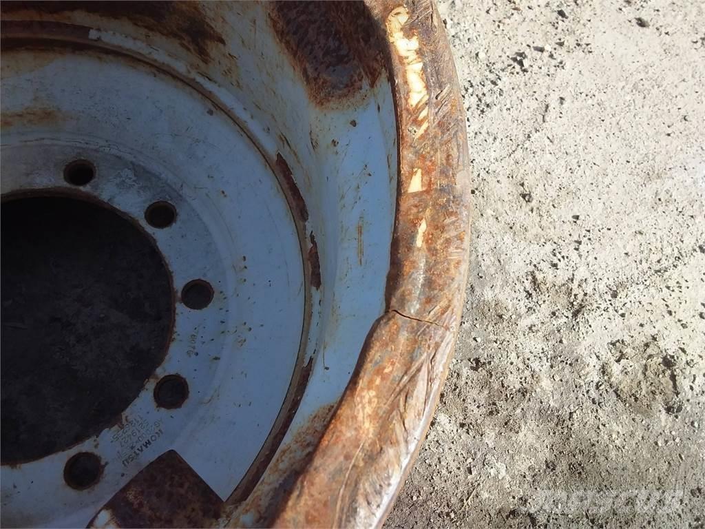 Valmet 890 20x26,5 Gume, kotači i naplatci
