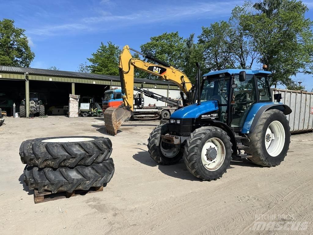 New Holland TS 90 Traktori