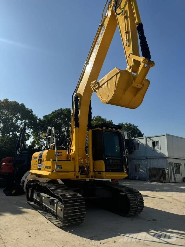 Komatsu PC 200-8 Bageri gusjeničari
