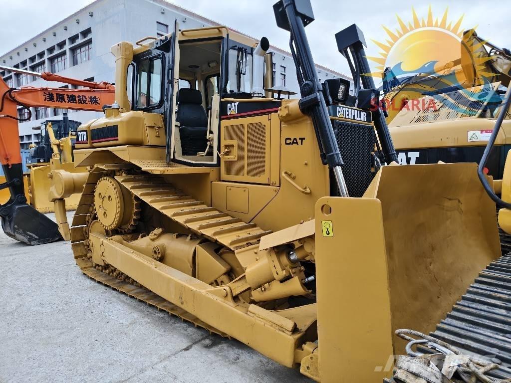 CAT D 7 R Buldožeri gusjeničari