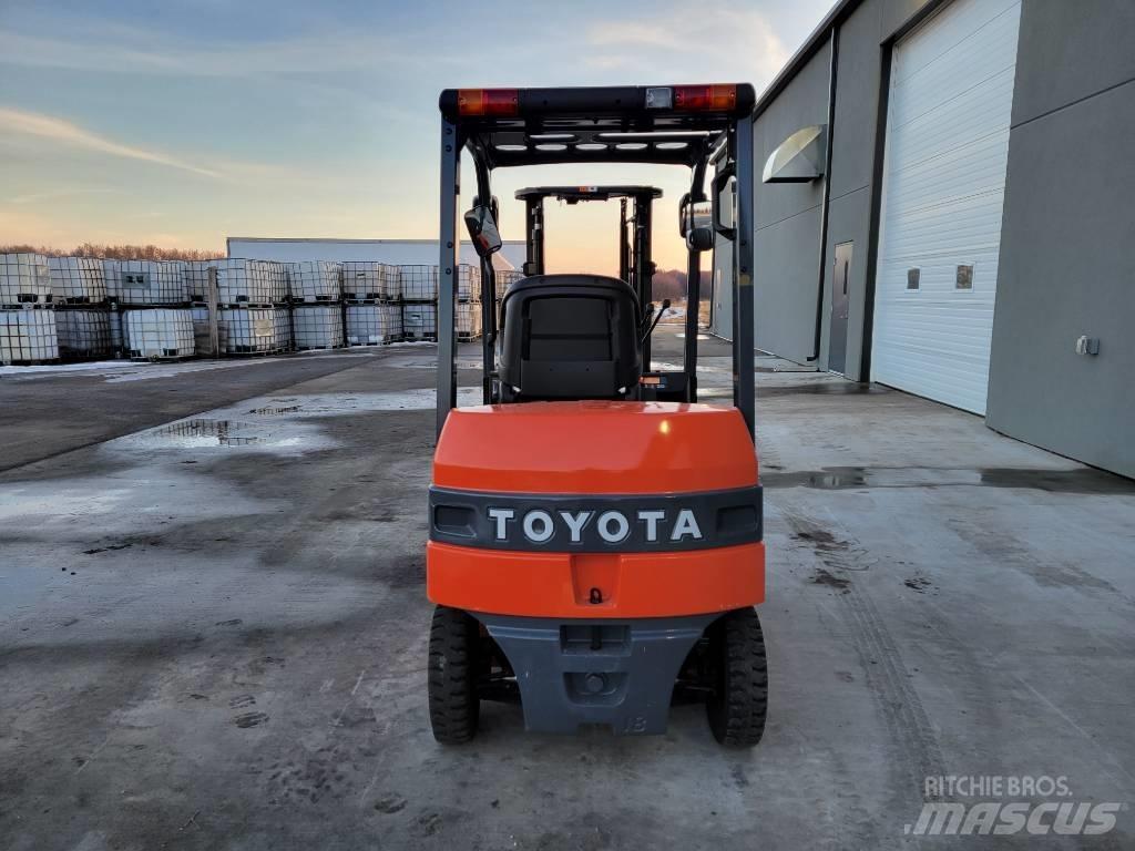 Toyota 8FB25 Električni viličari