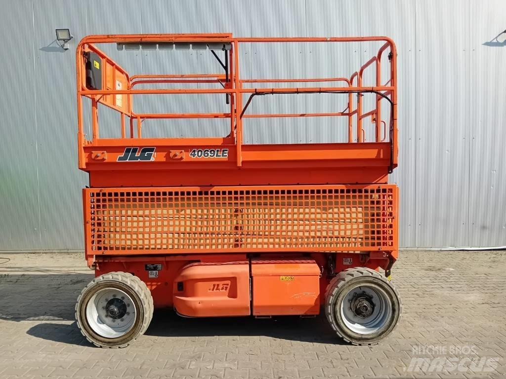 JLG 4069 LE Škaraste platforme