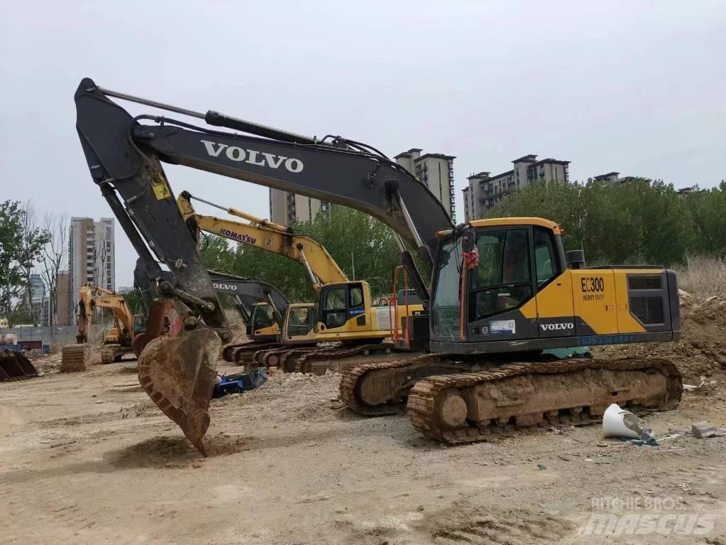 Volvo EC 300 Bageri gusjeničari