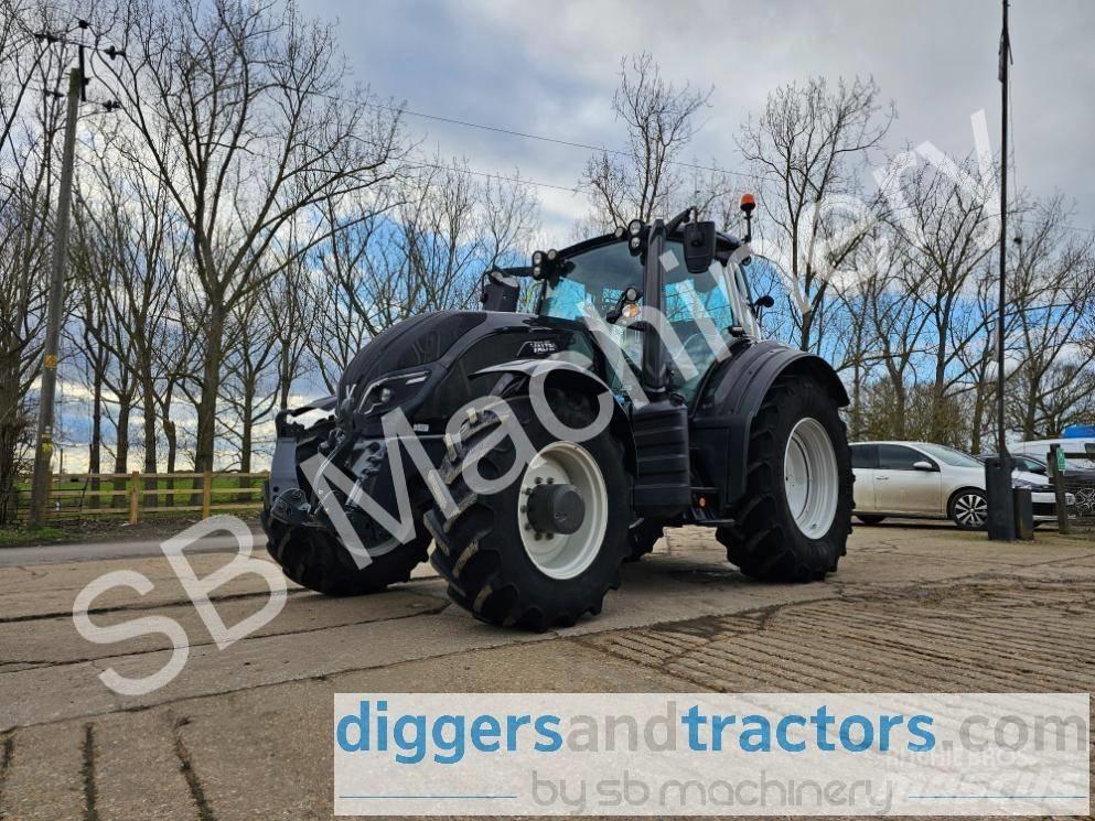 Valtra T 154 Traktori