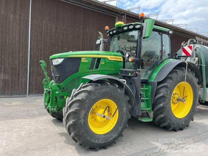 John Deere 6R215 Traktori