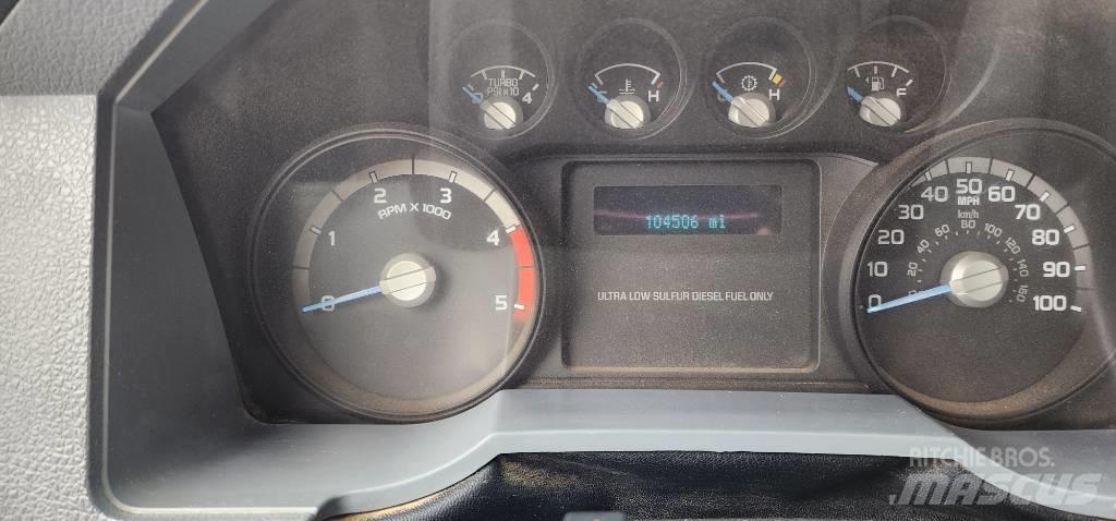 Ford F 450 XL SD Kiperi