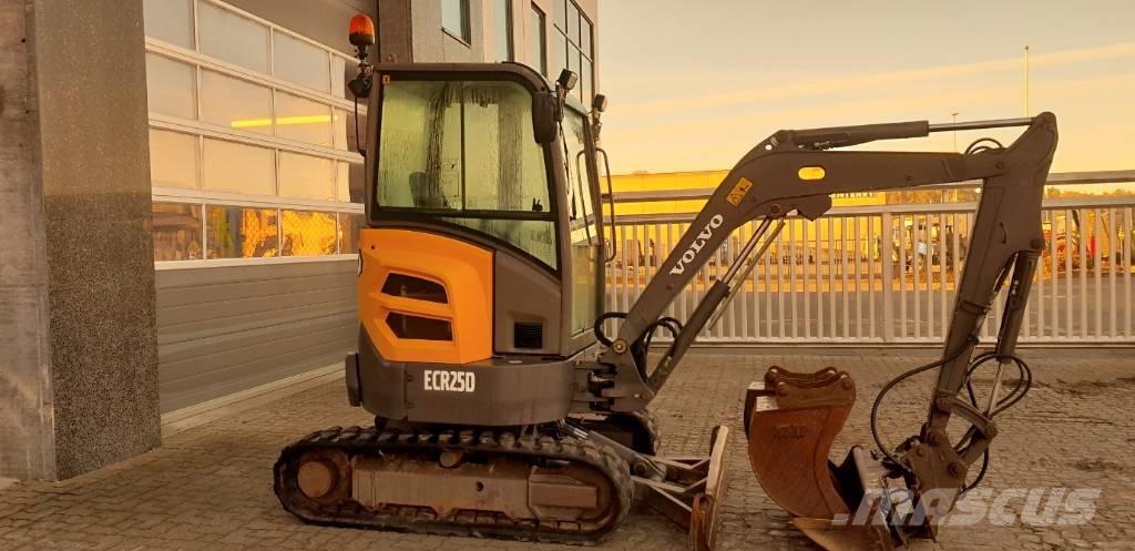 Volvo ECR 25 D Mini bageri <7t