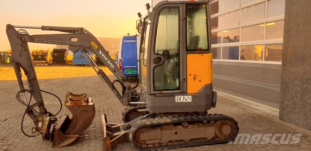 Volvo ECR 25 D Mini bageri <7t