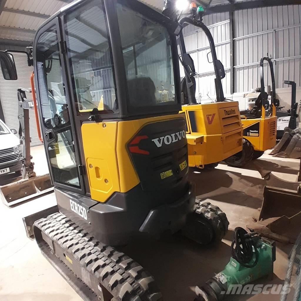 Volvo ECR 25 D Mini bageri <7t