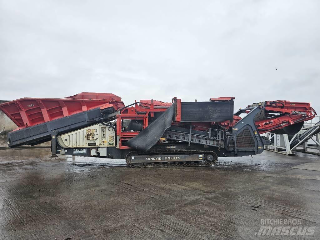 Sandvik QE 441 Mobilna sita