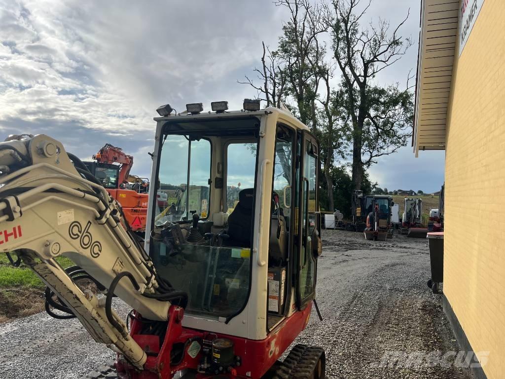 Takeuchi TB 225 Mini bageri <7t