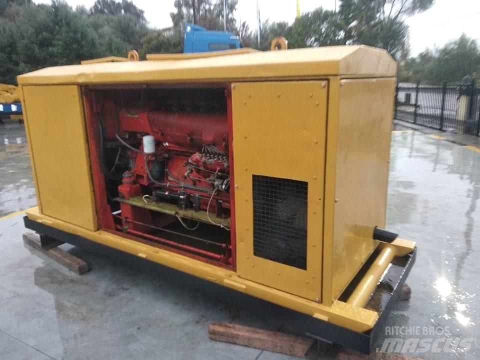 CAT MS-A82 Bageri gusjeničari