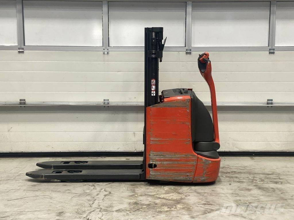 Linde L12 I Ručni električni viličar