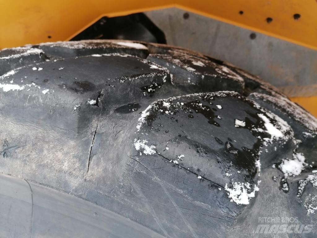 Volvo A 25 G Zglobni demperi