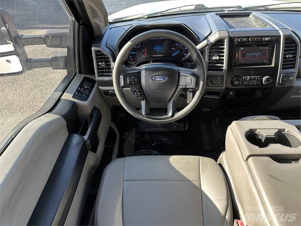 Ford F550 Komunalna vozila