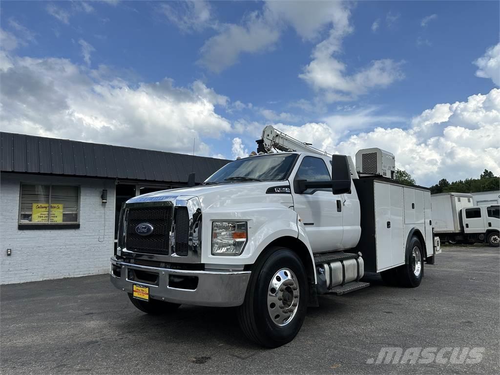 Ford F750 Komunalna vozila