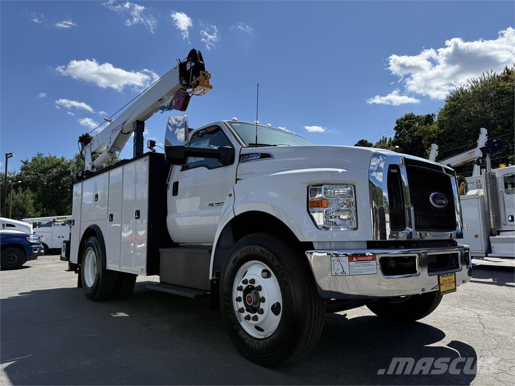 Ford F750 Komunalna vozila