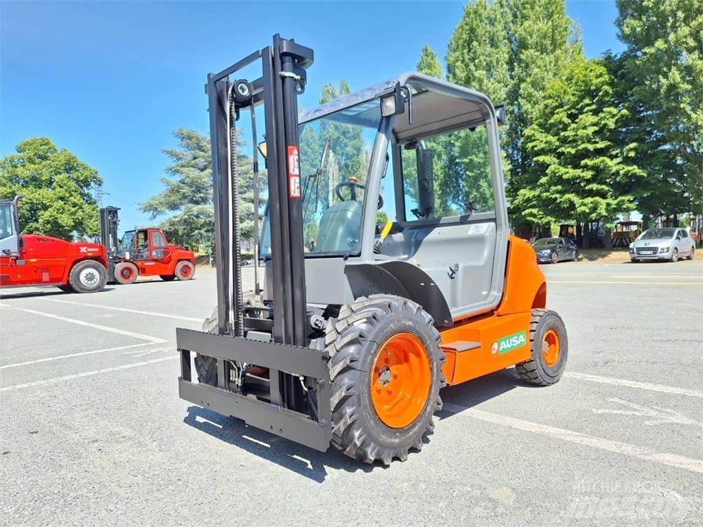 Ausa C150H Terenski viličar