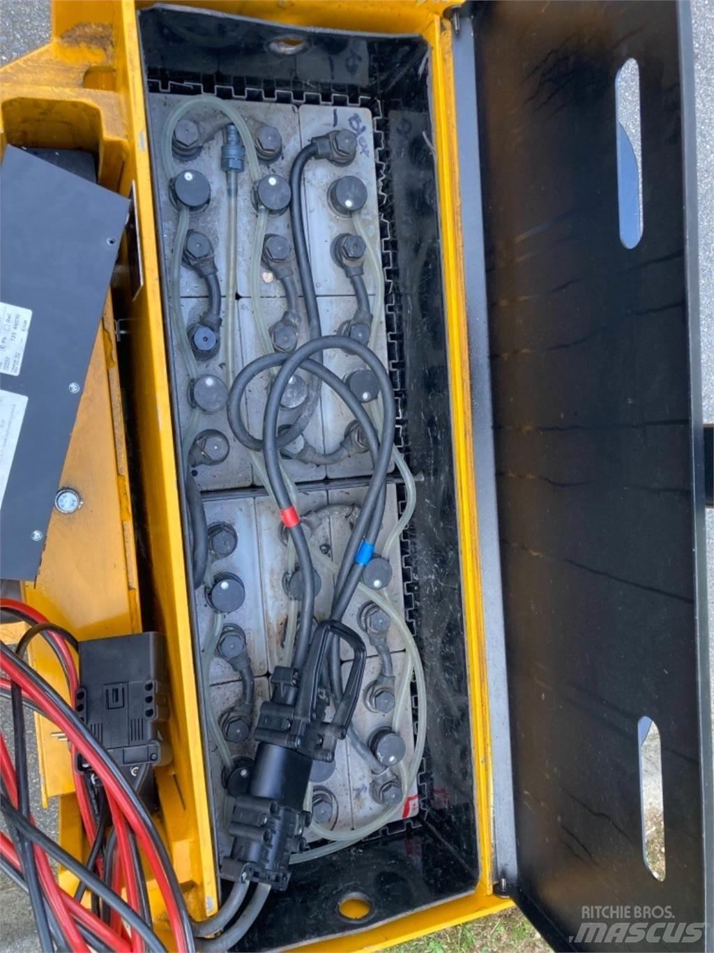  Careffe TES50 Ručni električni viličar