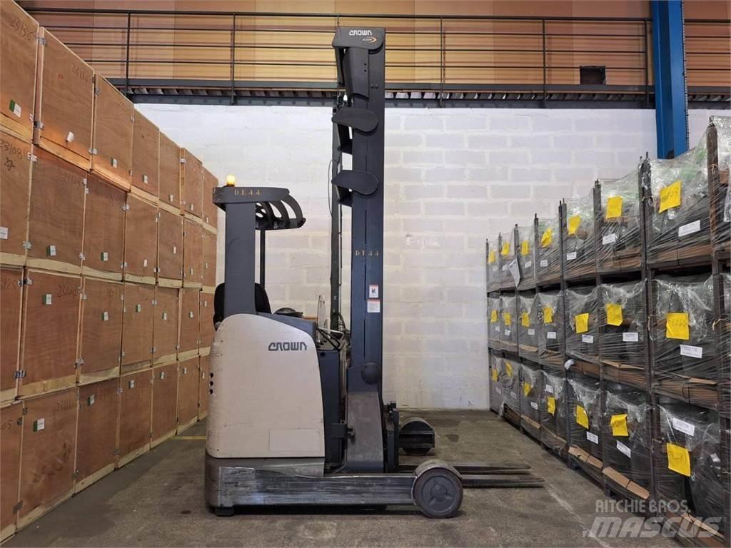 Crown ESR 5260 Viličari sa pomičnim stupom