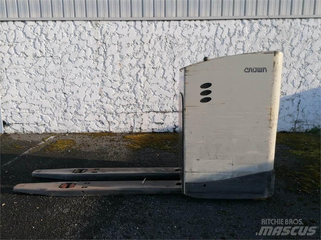 Crown RT4000 Samopogonski ručni viličari