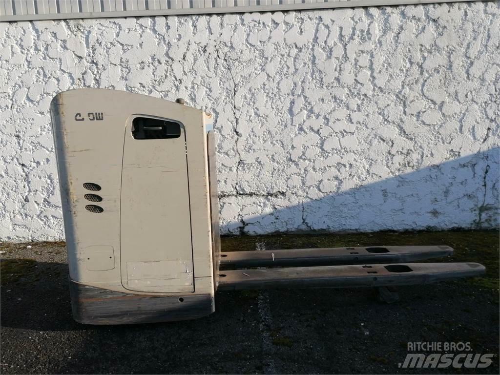Crown RT4000 Samopogonski ručni viličari
