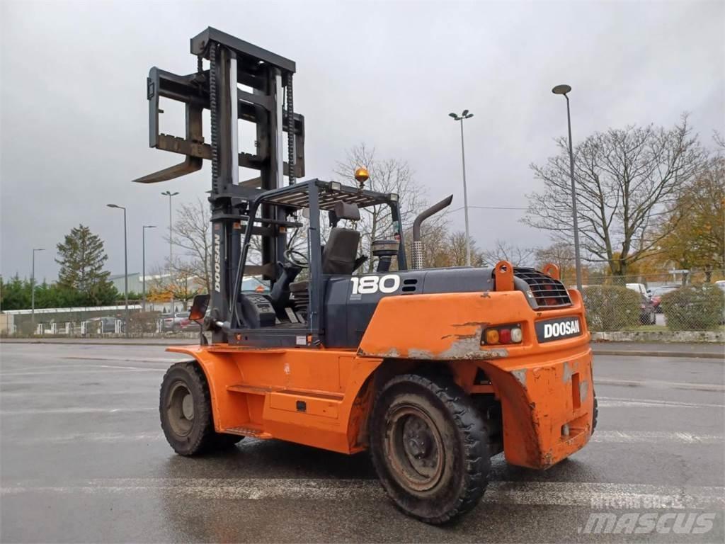 Doosan D1808-S Viličari - ostalo