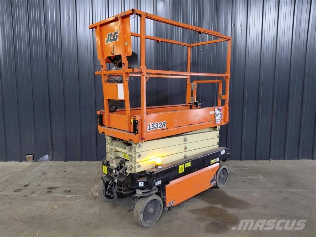 JLG 1532R Škaraste platforme