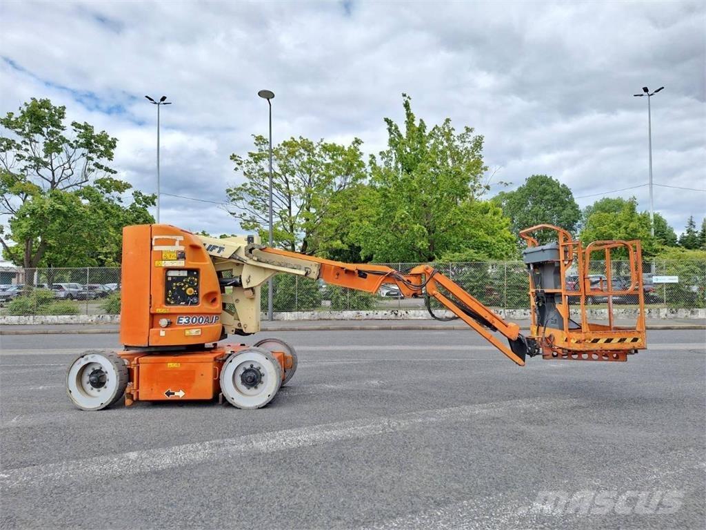 JLG E300AJP Ostali kranovi i platforme