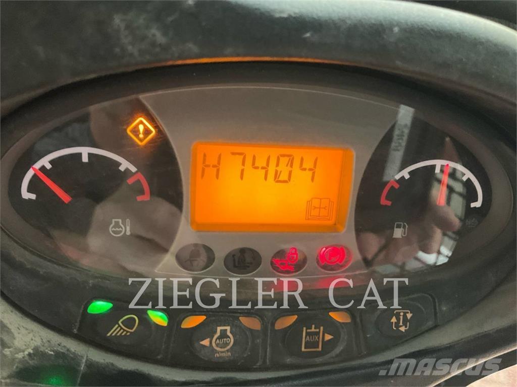 Bobcat S550_US Skid steer mini utovarivači