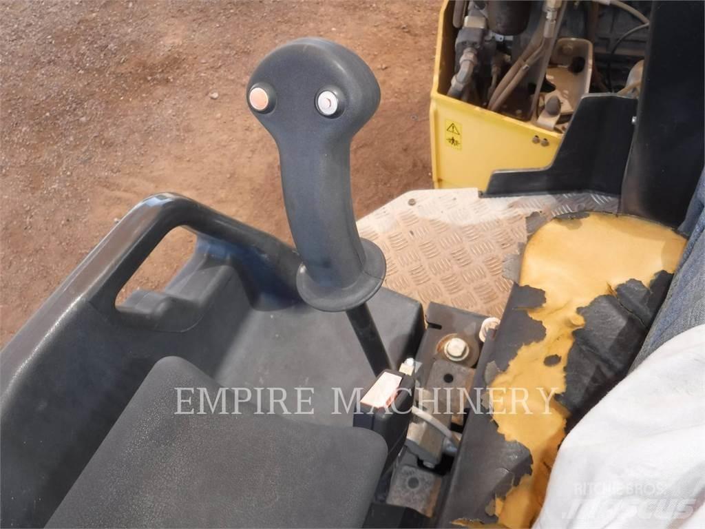 Bomag BW135 AD-5 Valjci sa dvojnim bubnjem