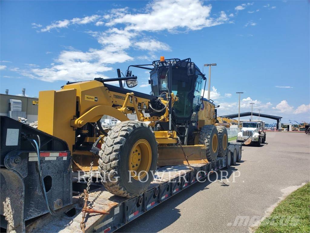 CAT 120 AWD CS Grejderi