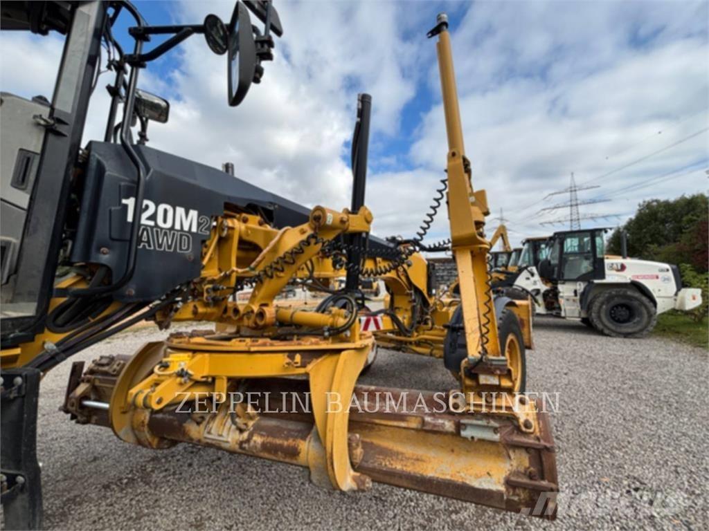 CAT 120M Grejderi
