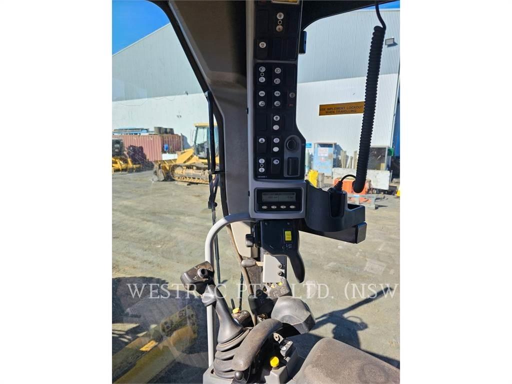 CAT 12M Grejderi