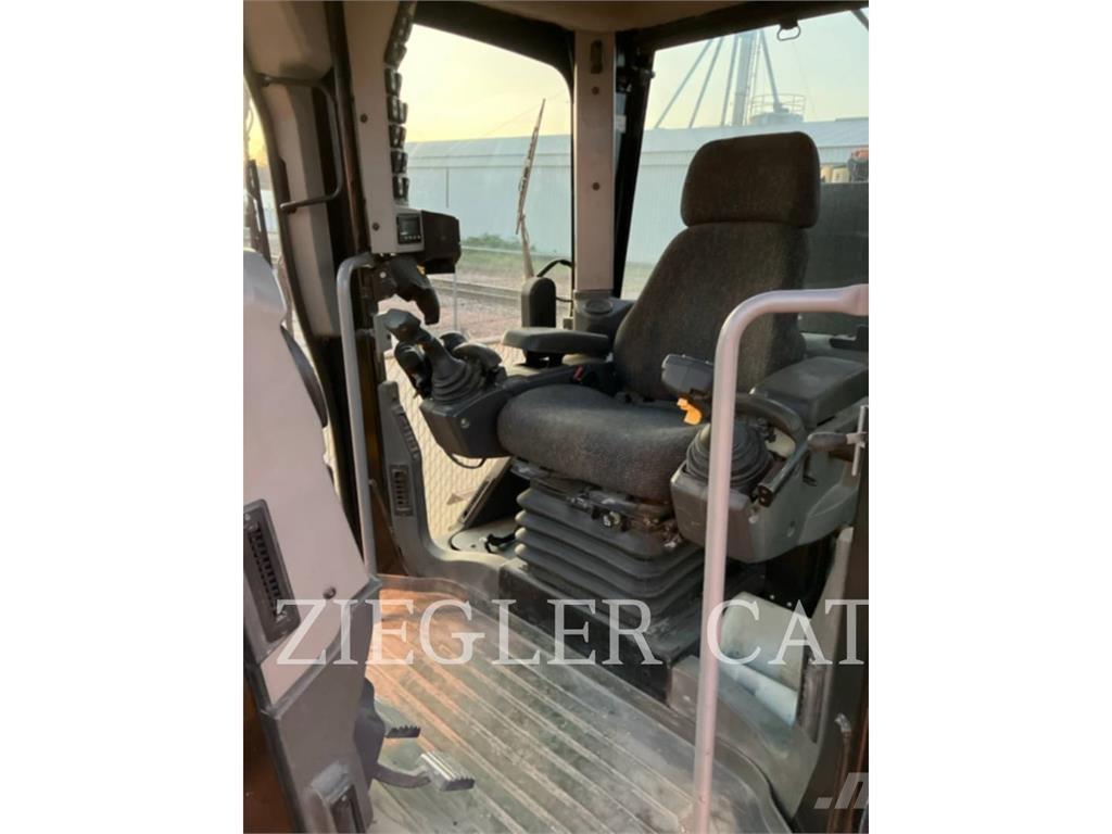 CAT 12M2 Grejderi